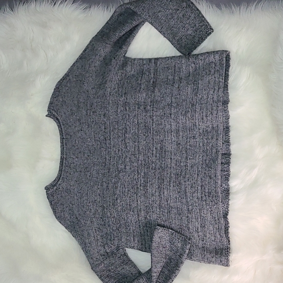 Cable Knit Sweater w/Front Pocket - Picture 3 of 4